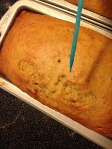 Foolproof Lightened Banana Bread_check for doneness