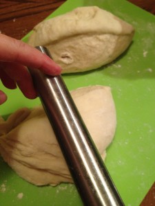 Garlic Cloverleaf Dinner Rolls (Bread Machine)