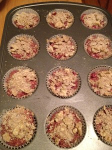 Post-Thanksgiving Cranberry Sauce Muffins (14)