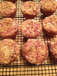 Post-Thanksgiving Cranberry Sauce Muffins (2)