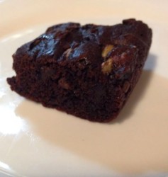 Healthier Brownies (Gluten-Free, Dairy-Free, Refined Sugar-Free)